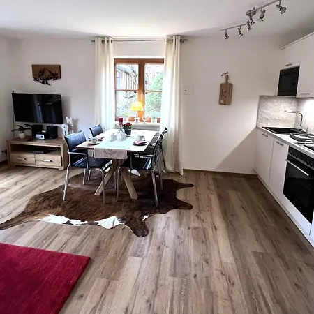 Alpenherz Apartment *