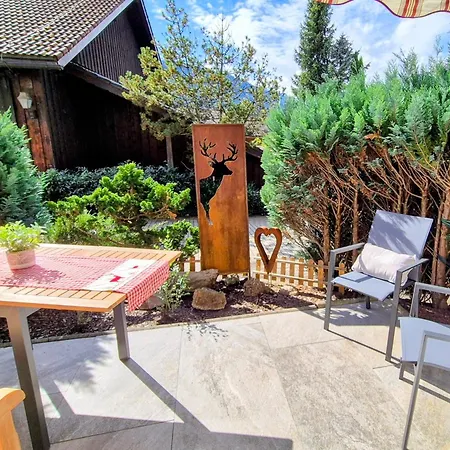 Alpenherz Apartman *